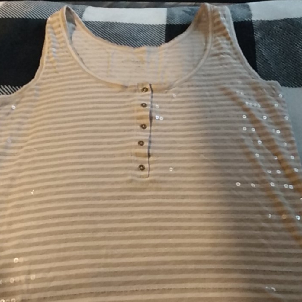 Medium tank top eddie bauer